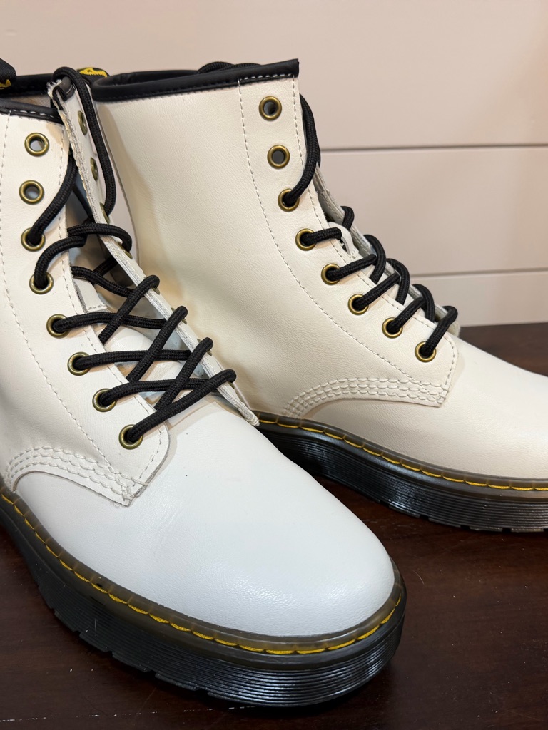 Dr Martens Docs Size 8 Brand New WO Box 65